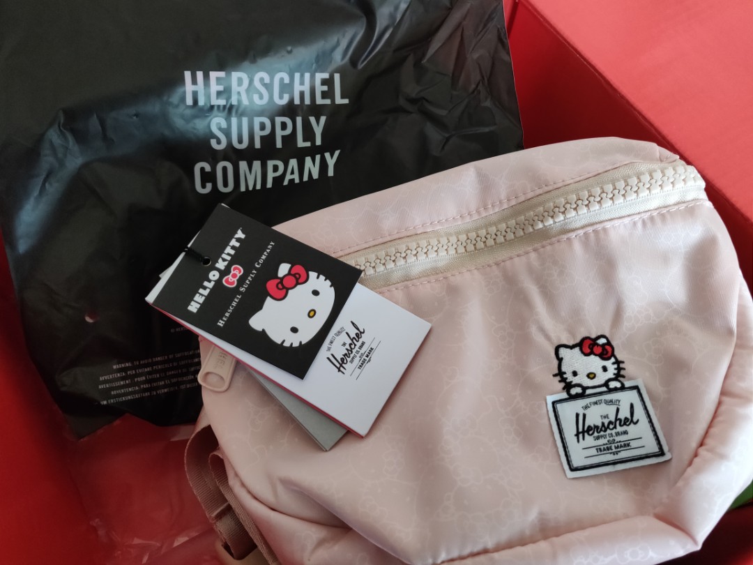 hello kitty hip pack