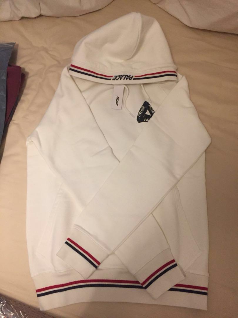 BNWT PALACE TRI CRIB HOODIE WHITE M NO TRADES