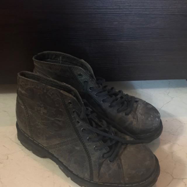 dr martin boots sale