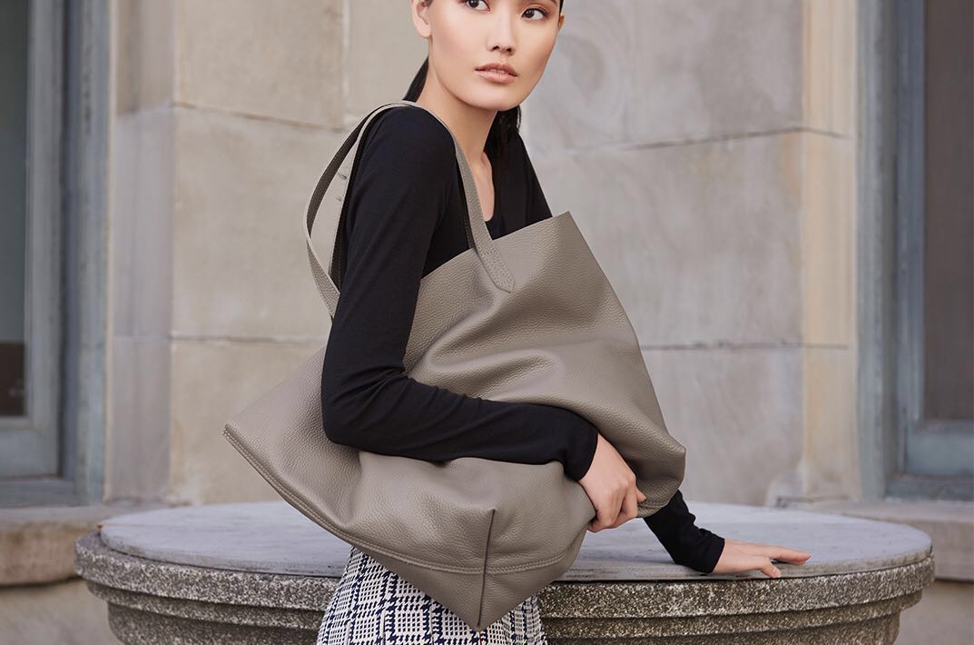 Cuyana bag sale sale