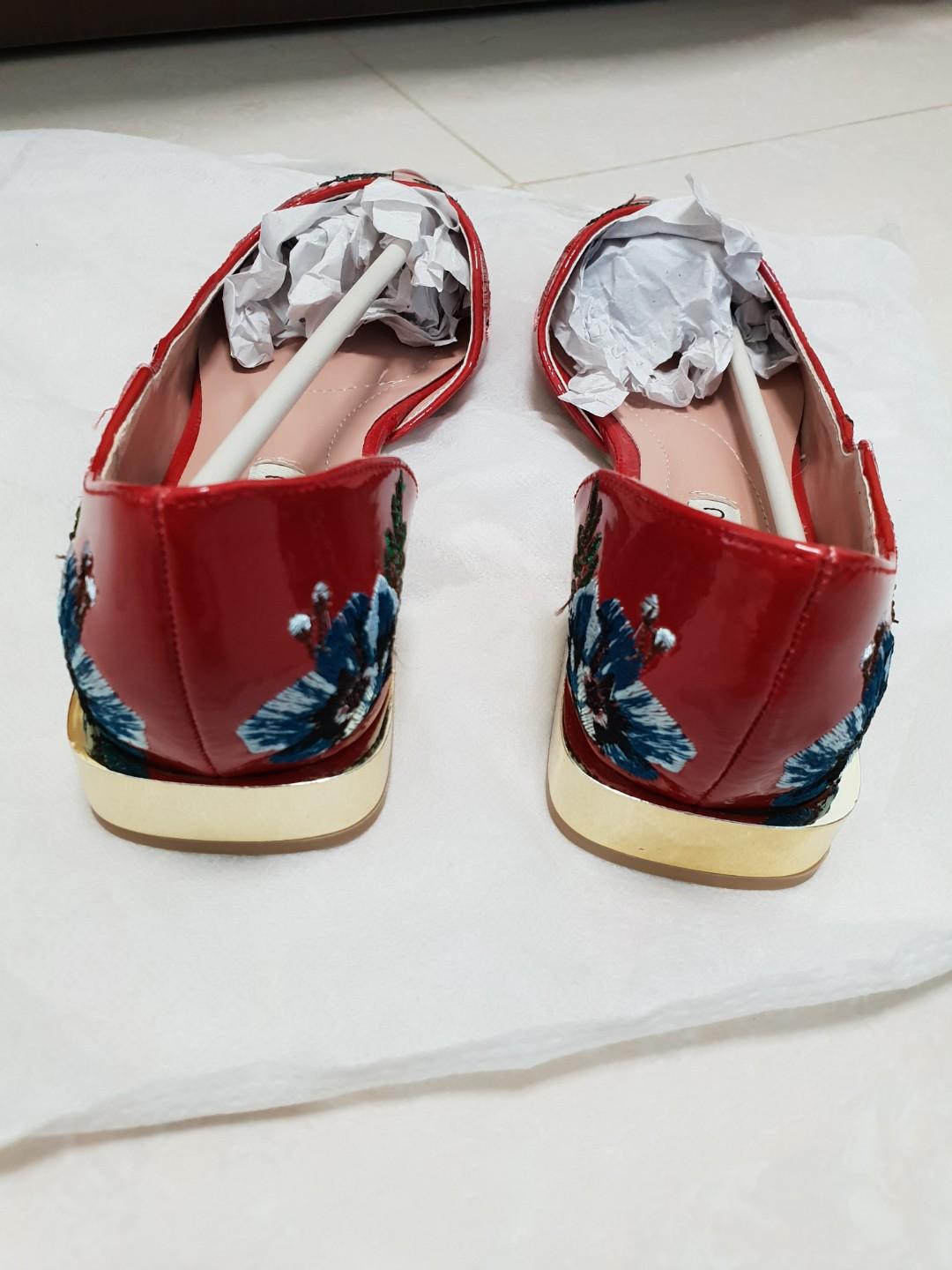 Gold embroidered clearance shoes