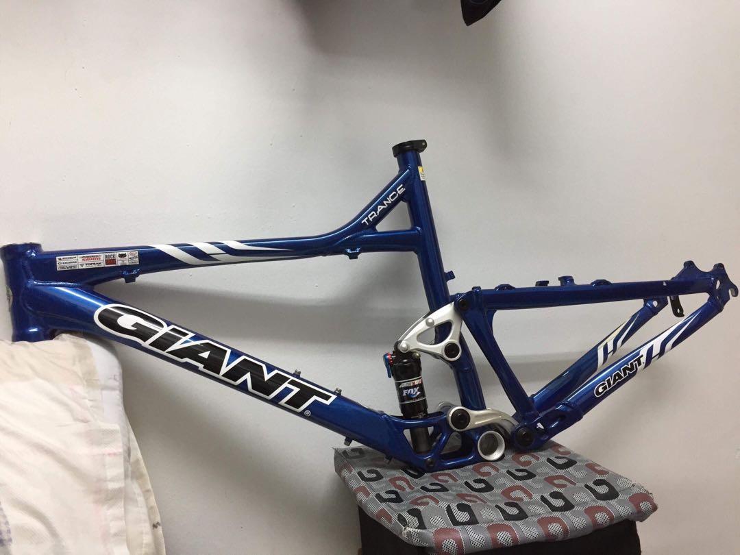 giant trance 26