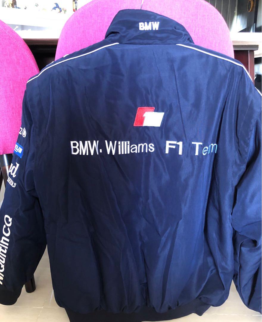 Jacket (Category: Sleeveless) located in Singapore. Submitted by buddyjan (Listing ID 212942919, Image 6). Description: Shoulder 56cm Chest 63cm Length of jacket 68cm Dual layer with padded shoulders .