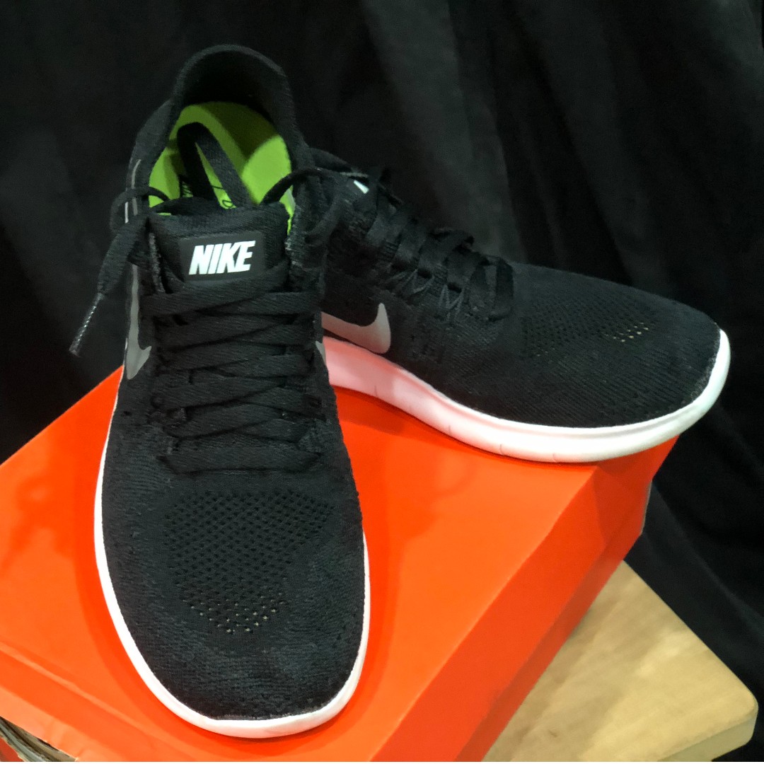 nike free run flyknit kids