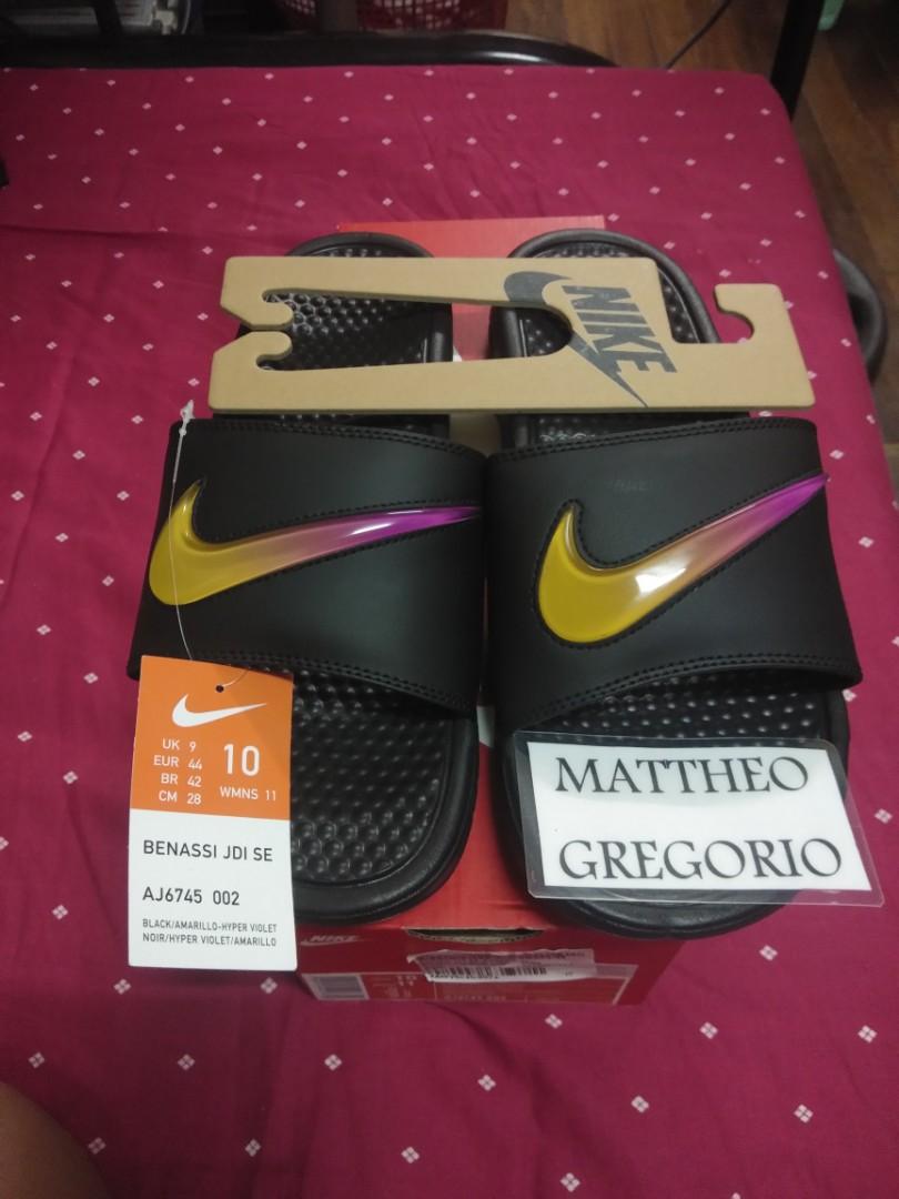 nike benassi jdi text se