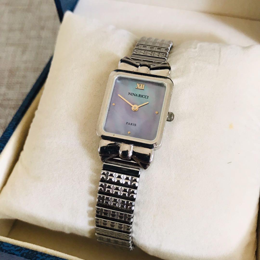 Nina Ricci Paris D 950 Swiss Made Original Luxury White Gold Plated Dial Mutiara Jam Tangan Cewe Fesyen Wanita Jam Tangan Di Carousell