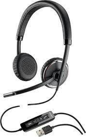 PLANTRONICS HEAD SET, NOISE CANCELLATION AND USE PORT. (Category: Headphones & Headsets) located in Las Pinas. Submitted by johnangelo168 (Listing ID 212965770, Image 1). Description: twice langginamit for an online interview. Grab or Lalamove Care of buyer..