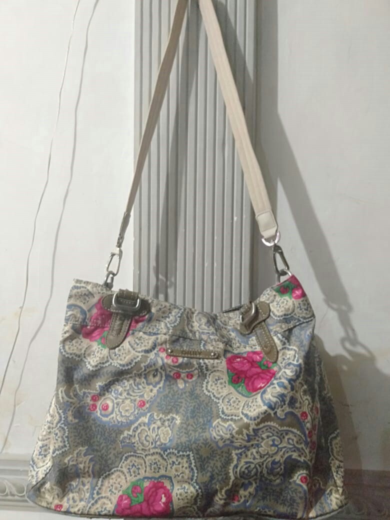 Tas oilily on sale