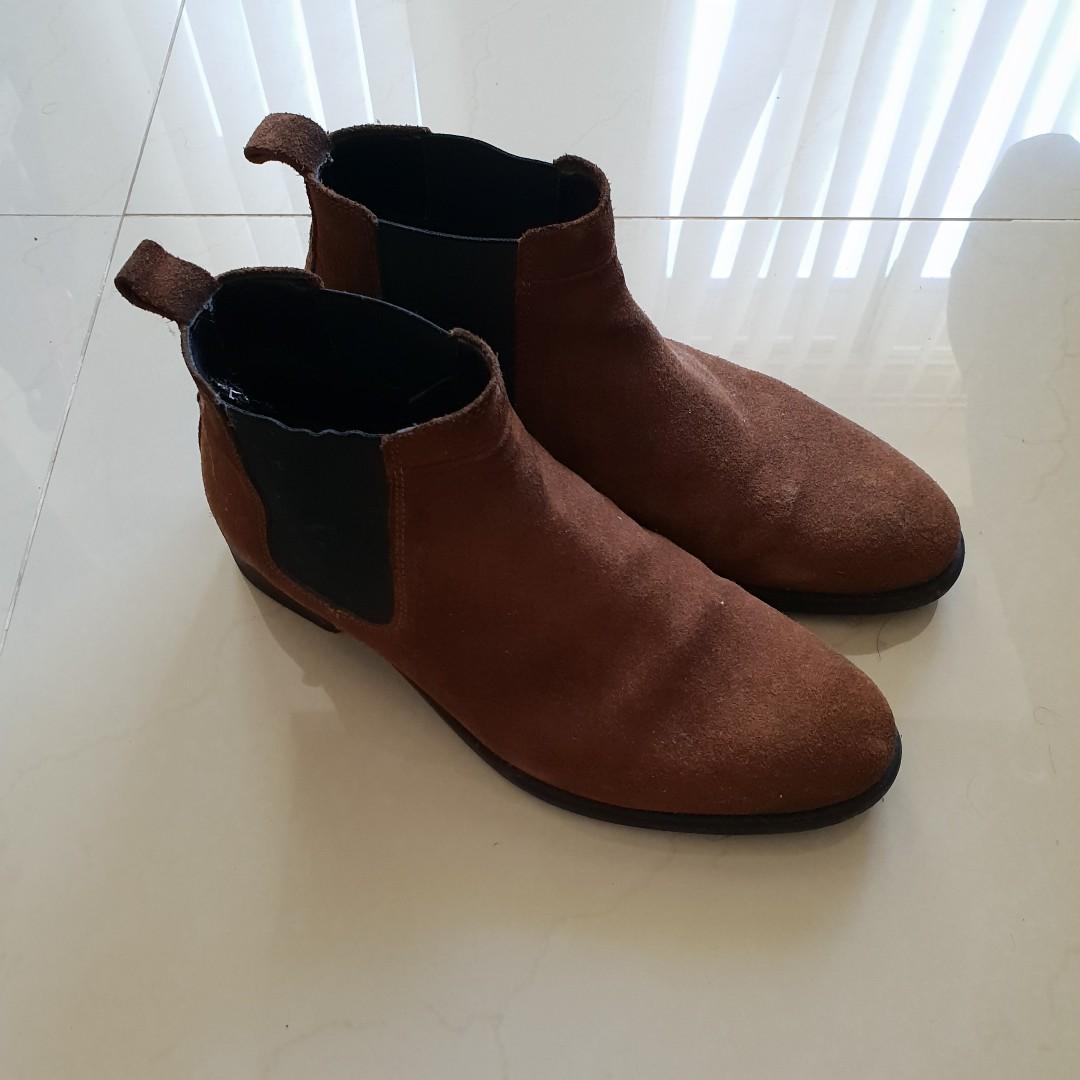 Zara Suede Chelsea Boots Fesyen Pria Sepatu Sepatu Boot Di Carousell