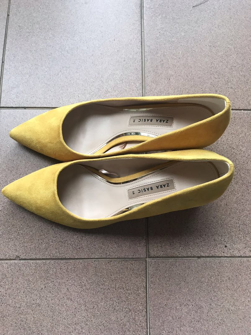 zara yellow pumps