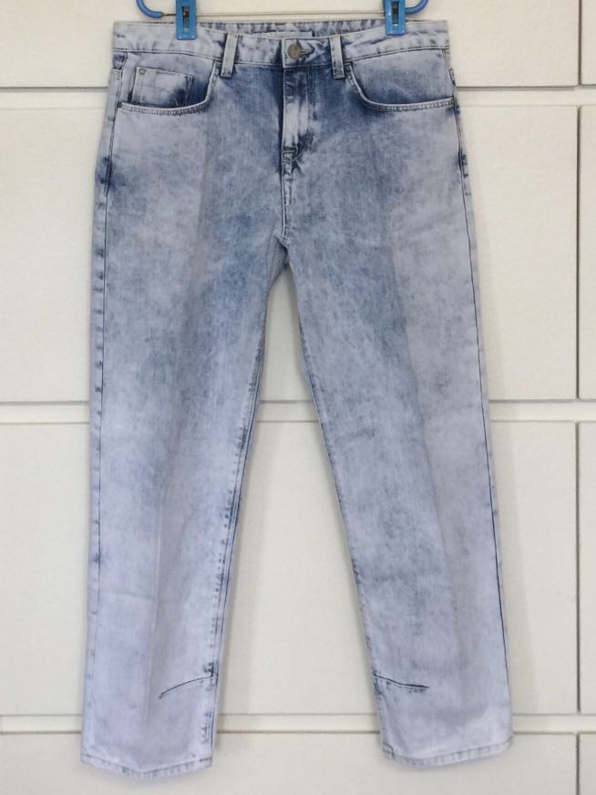 faded boyfriend jeans