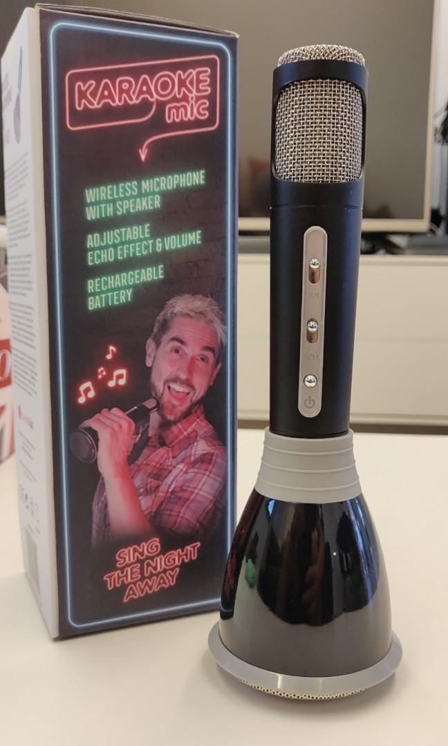 Billboard karaoke mic and speaker top