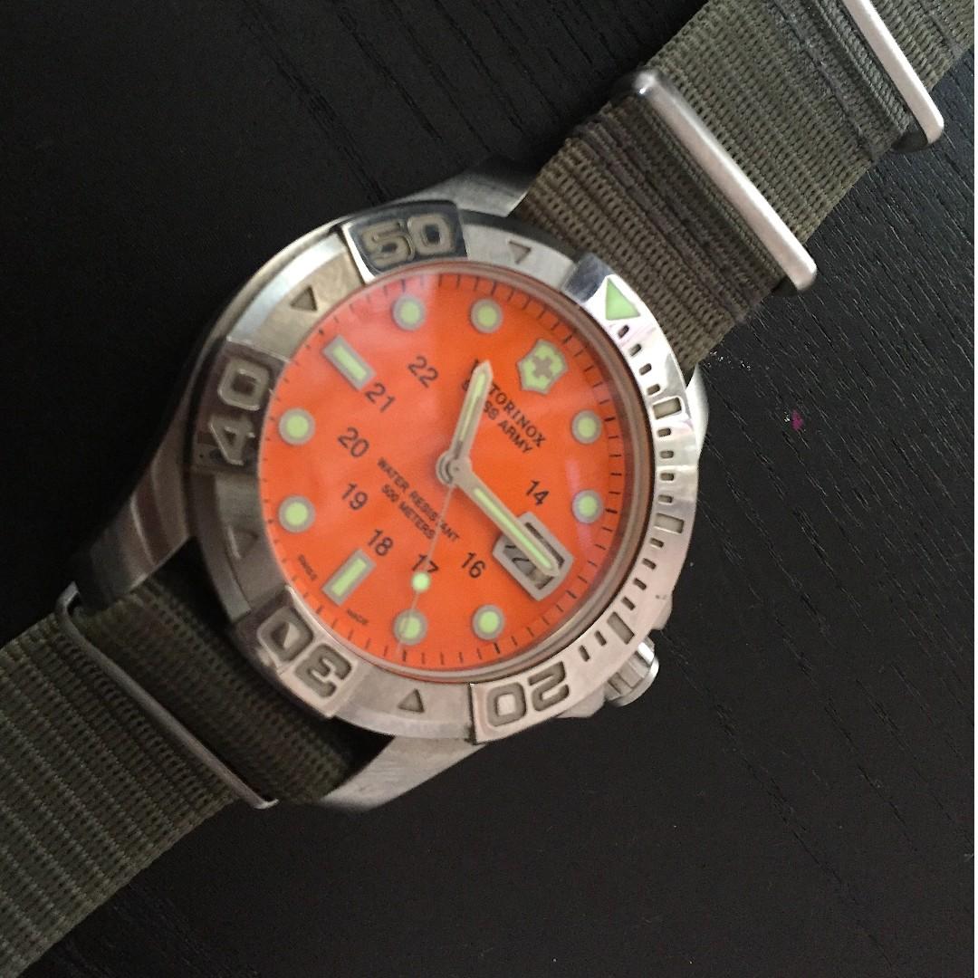 victorinox swiss army dive master