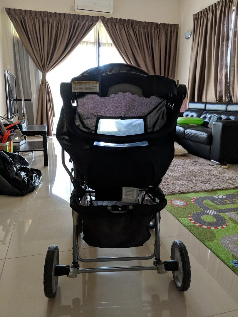 Graco metrolite stroller