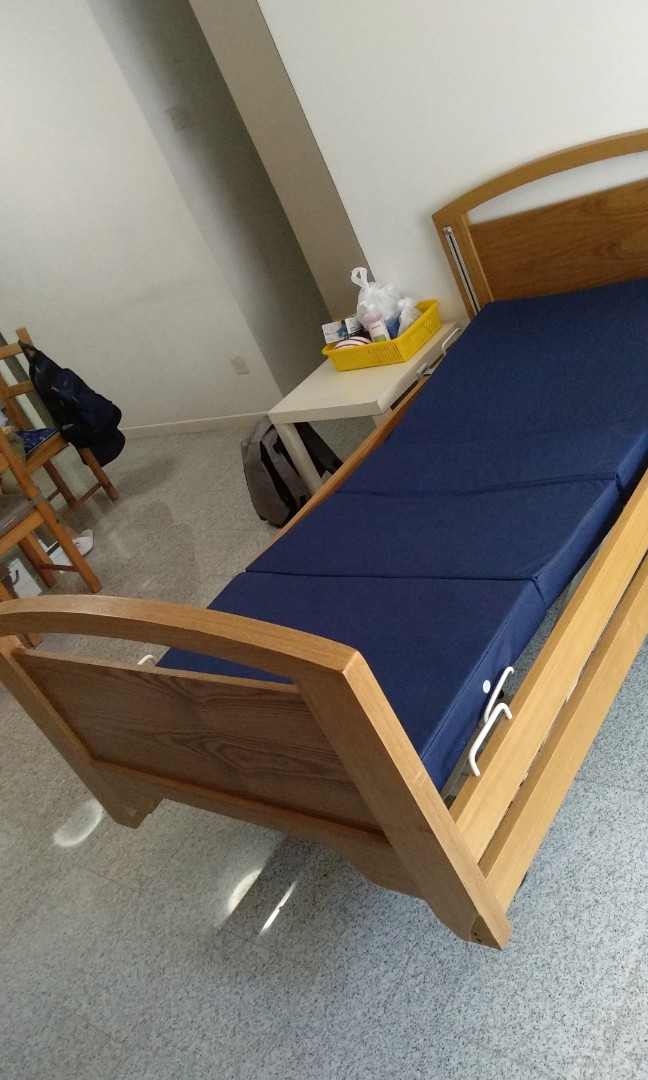 Hospital Bed for donation, Health & Nutrition, Assistive & Rehabilatory