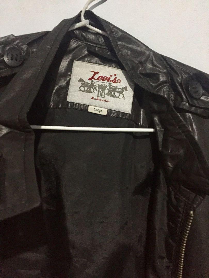 Levi's parachute jacket discount