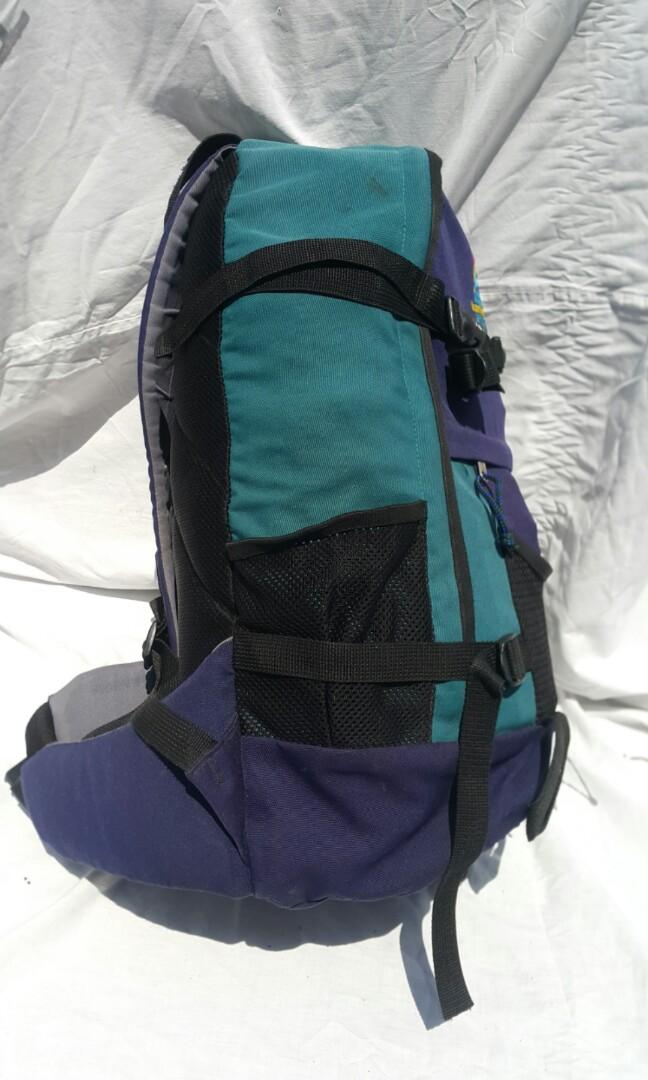 Karrimor Epic 35 south of africa, Sports Equipment, Sports & Games, Racket & Ball Sports on