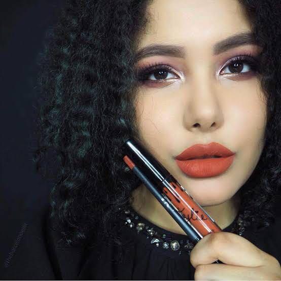Kylie Lip Kit 22 (Category: Makeup) located in Manila. Submitted by thingsntrinkets (Listing ID 213270889, Image 2). Description: Kylie Lip Kit PHP900 No box Lipstick swatched twice, lip liner never used 💯AUTHENTIC.