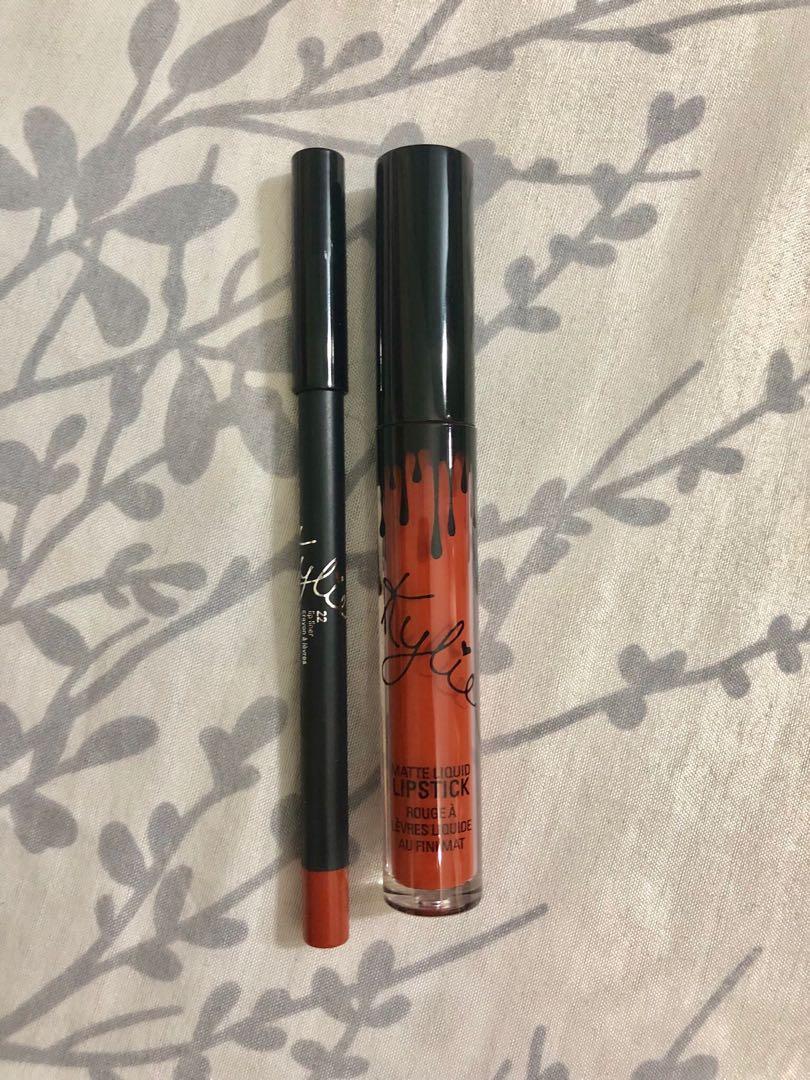 Kylie Lip Kit 22 (Category: Makeup) located in Manila. Submitted by thingsntrinkets (Listing ID 213270889, Image 1). Description: Kylie Lip Kit PHP900 No box Lipstick swatched twice, lip liner never used 💯AUTHENTIC.