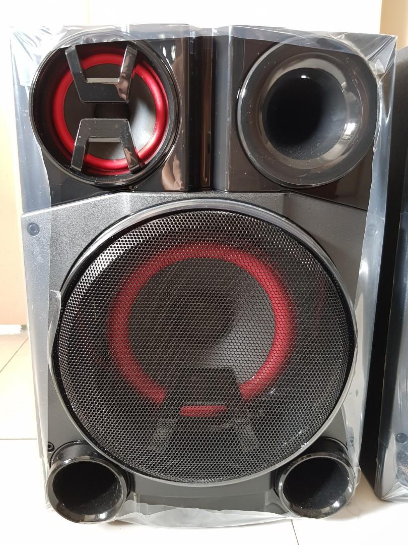 LG XBoom DM8360 1100W HiFi System, Audio, Other Audio Equipment on