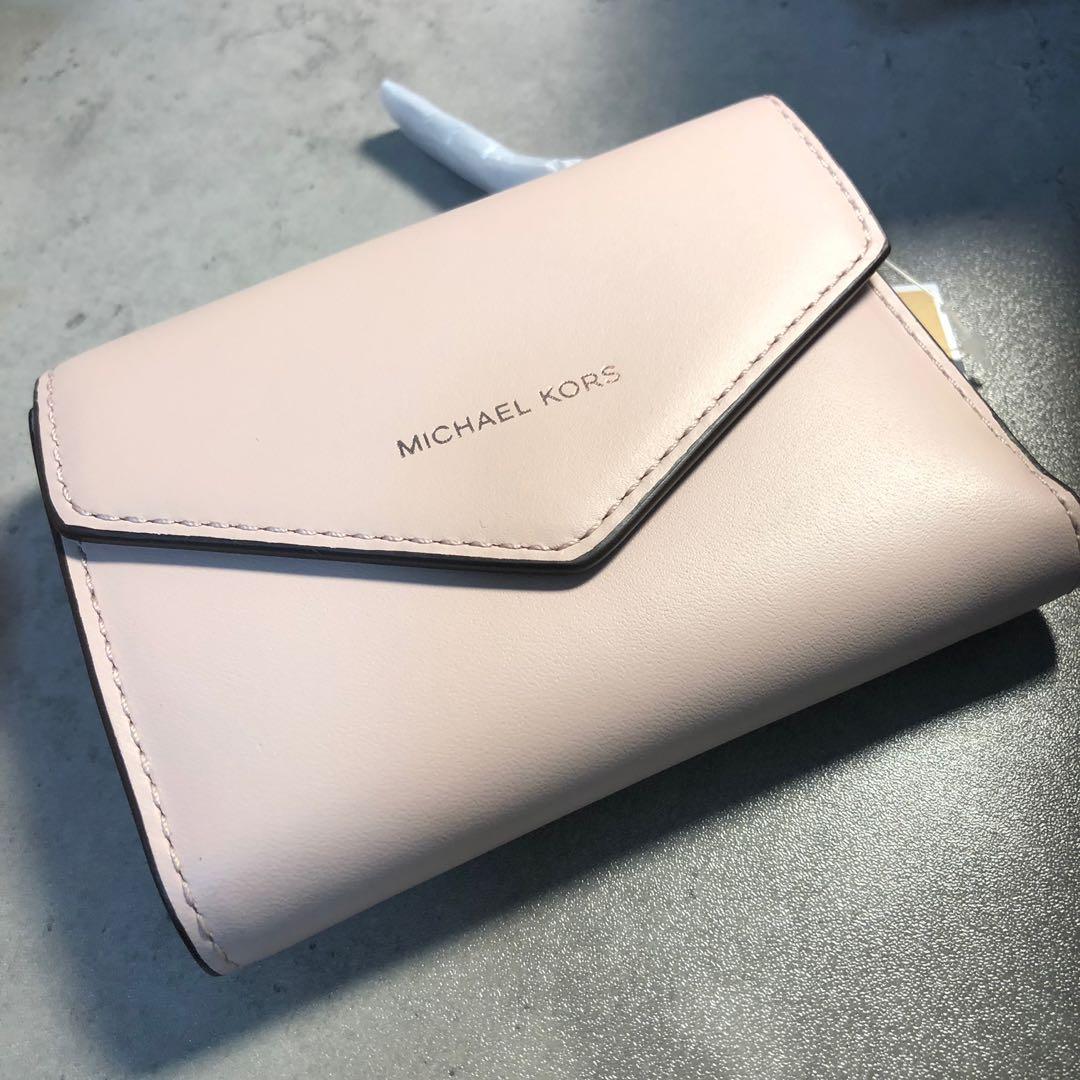 michael kors purse with wallet attached