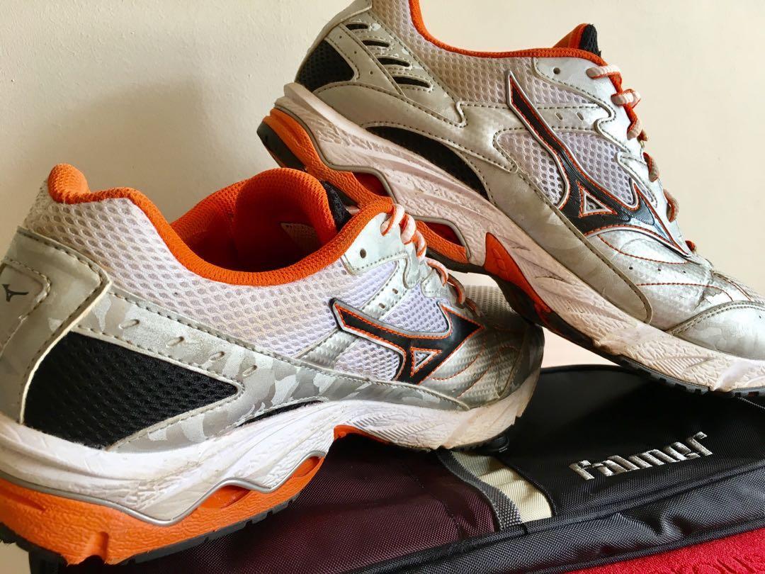 mizuno running shoes singapore