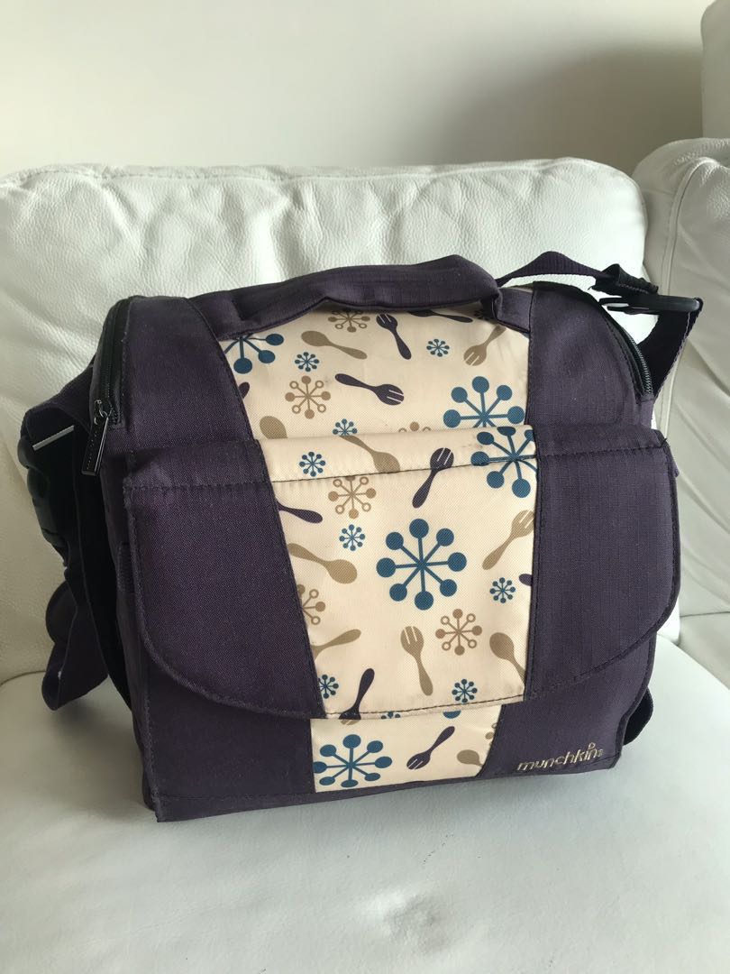 munchkin travel booster seat