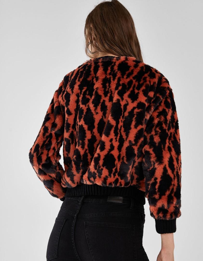 Bershka leopard outlet sweater