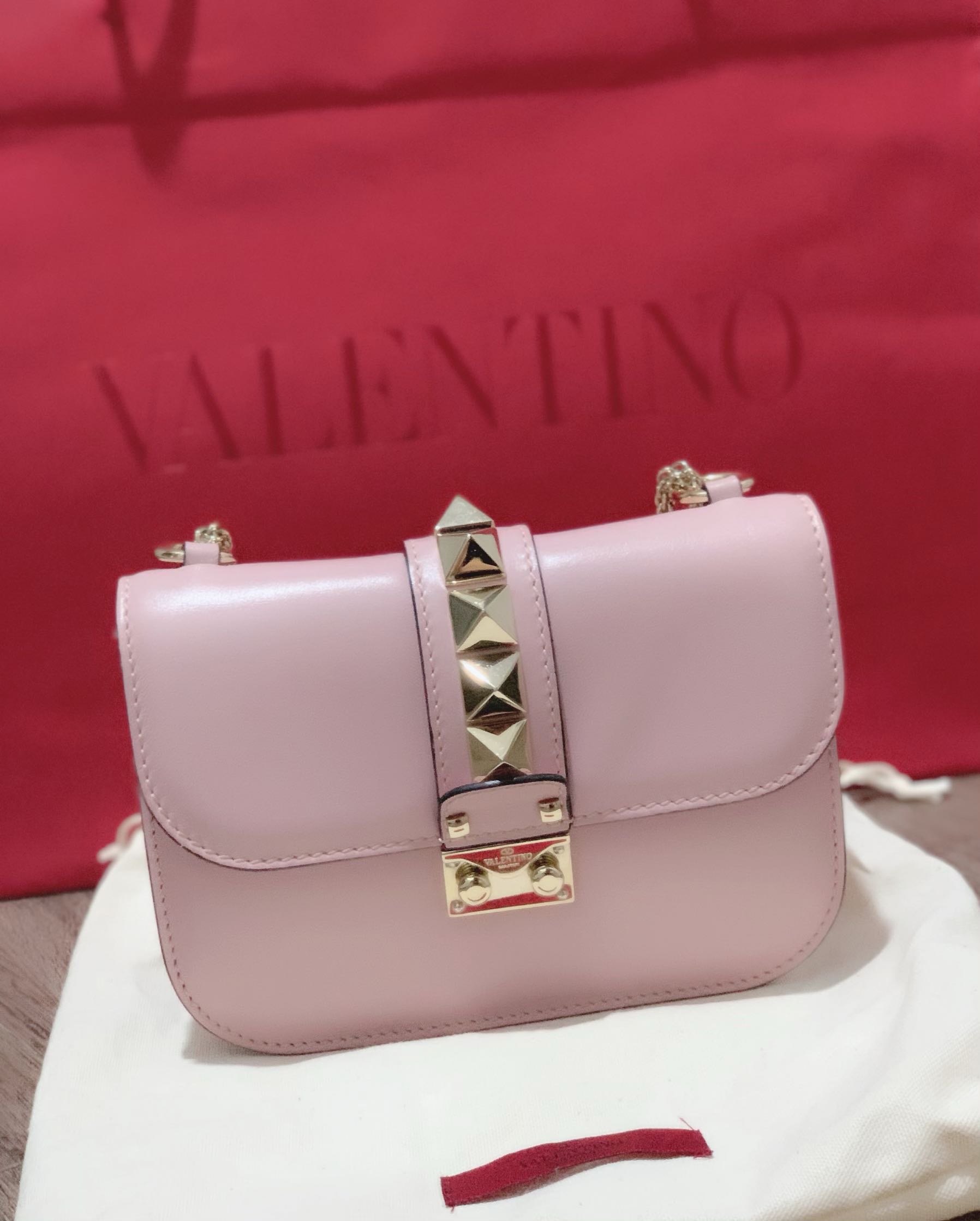 Valentino Rockstud Lock Bag Leather Poudre, Bags & Shoulder Bags on Carousell