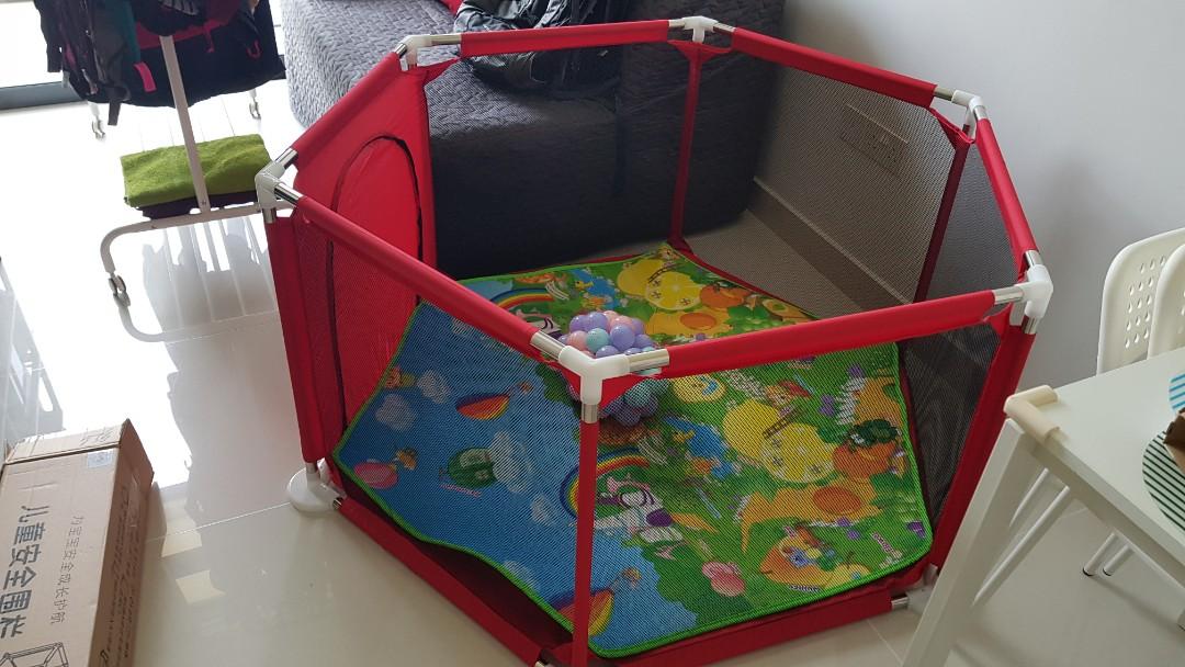 baby playpen and mat