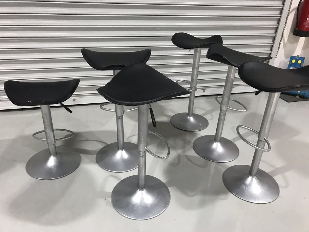 Bar counter chairs, Furniture & Home Living, Furniture, Chairs on Carousell