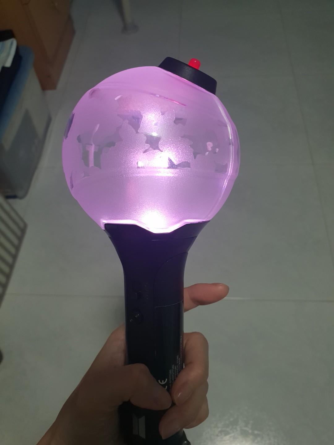 BTS Official Lightstick Ver. 3 (Army Bomb), Hobbies & Toys, Memorabilia