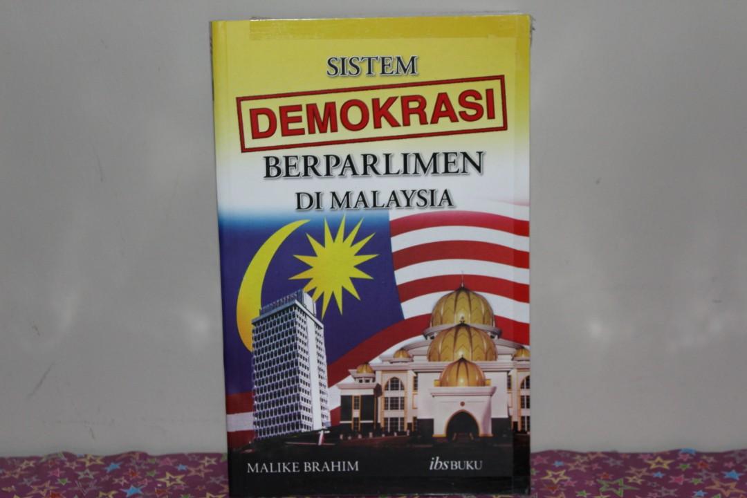 Buku Sistem Demokrasi Berparlimen Di Malaysia Books Stationery Books On Carousell
