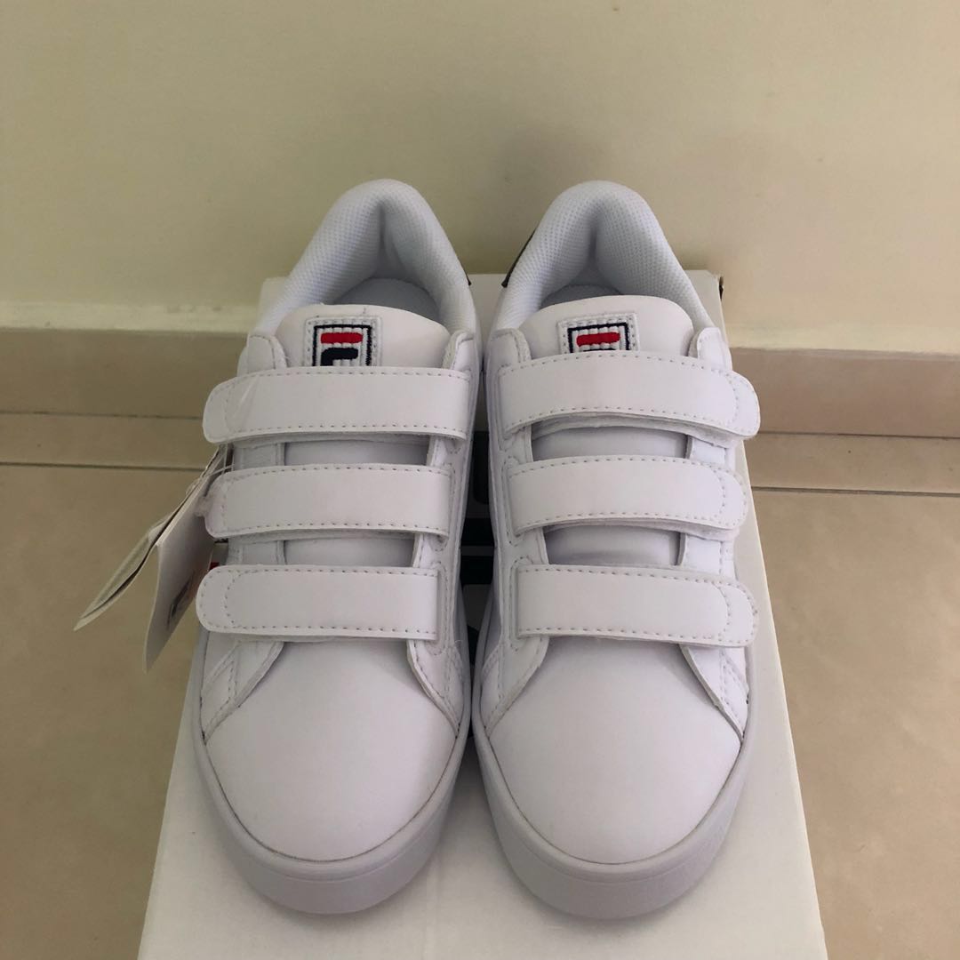 Fila court deluxe VC Women #39 s Fashion Footwear Sneakers on Carousell