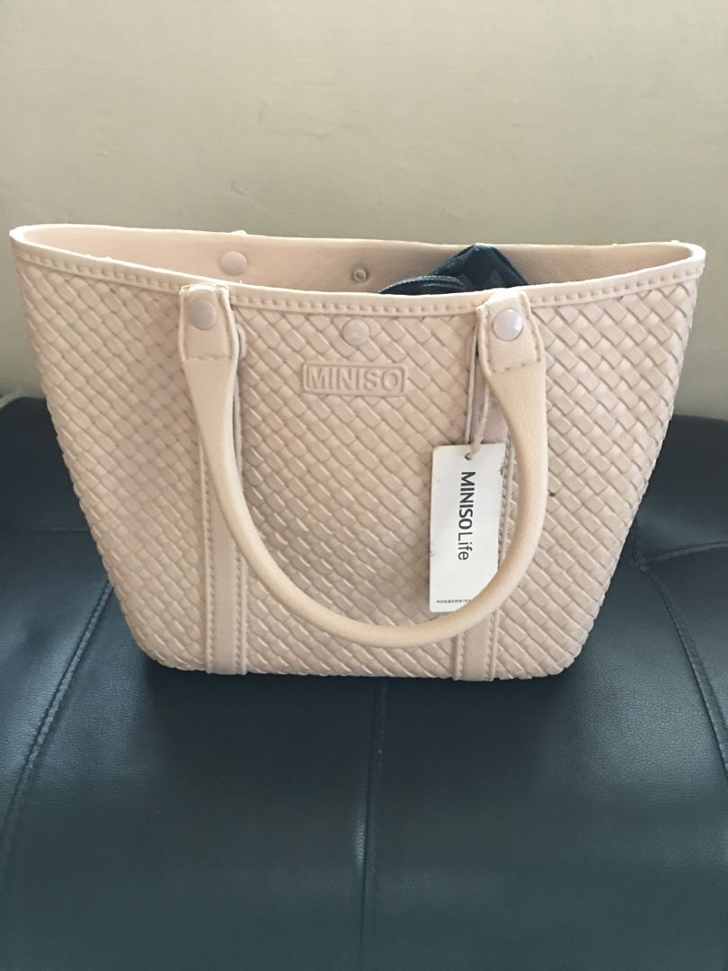 Miniso silicone bag clearance