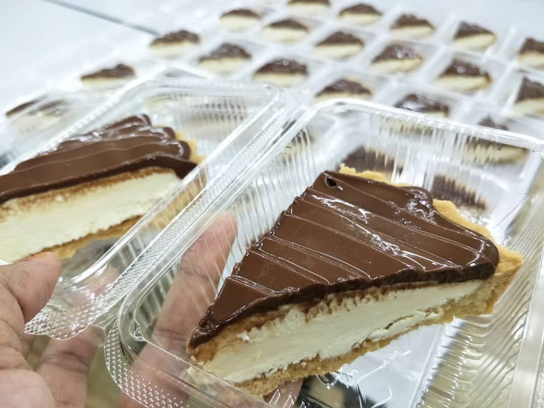 Slice Nutella Cheese Tart Leleh Mamasab Food Drinks Baked Goods On Carousell