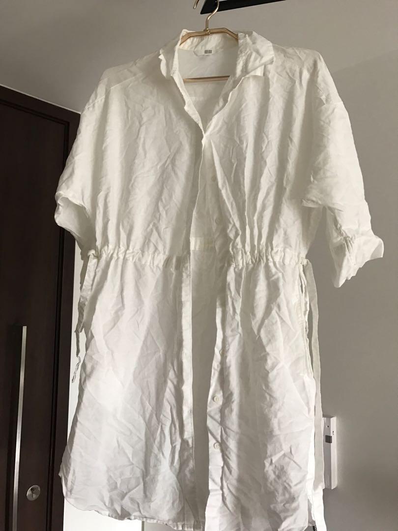 uniqlo white dress shirt