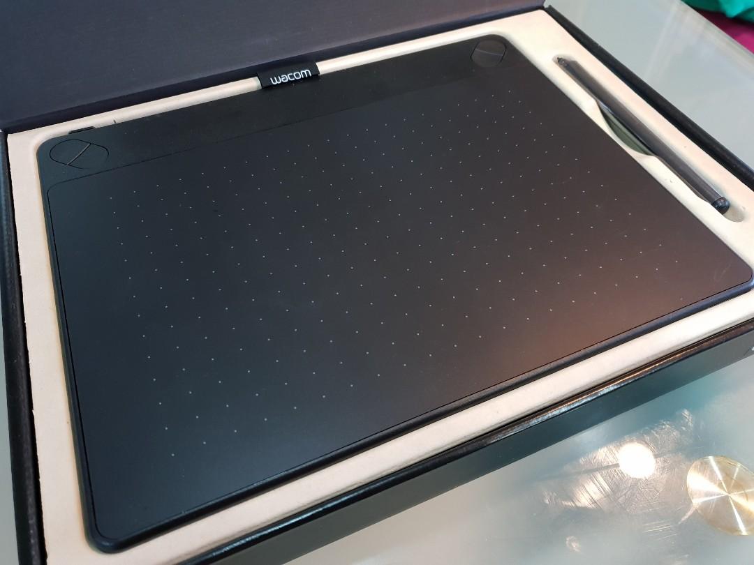 Wacom Intuos Art M Pen And Touch Drawing Tablet Electronics Computer Parts Accessories On Carousell