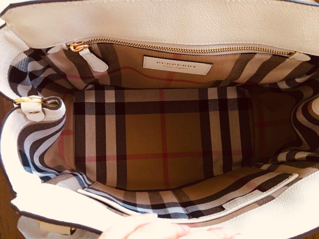 ?% Original Burberry, bought in BURBERRY store,Las Vegas Nevada   (last Pacquiao Boxing Jan'19), Women's Fashion, Bags & Wallets, Cross-body  Bags on Carousell