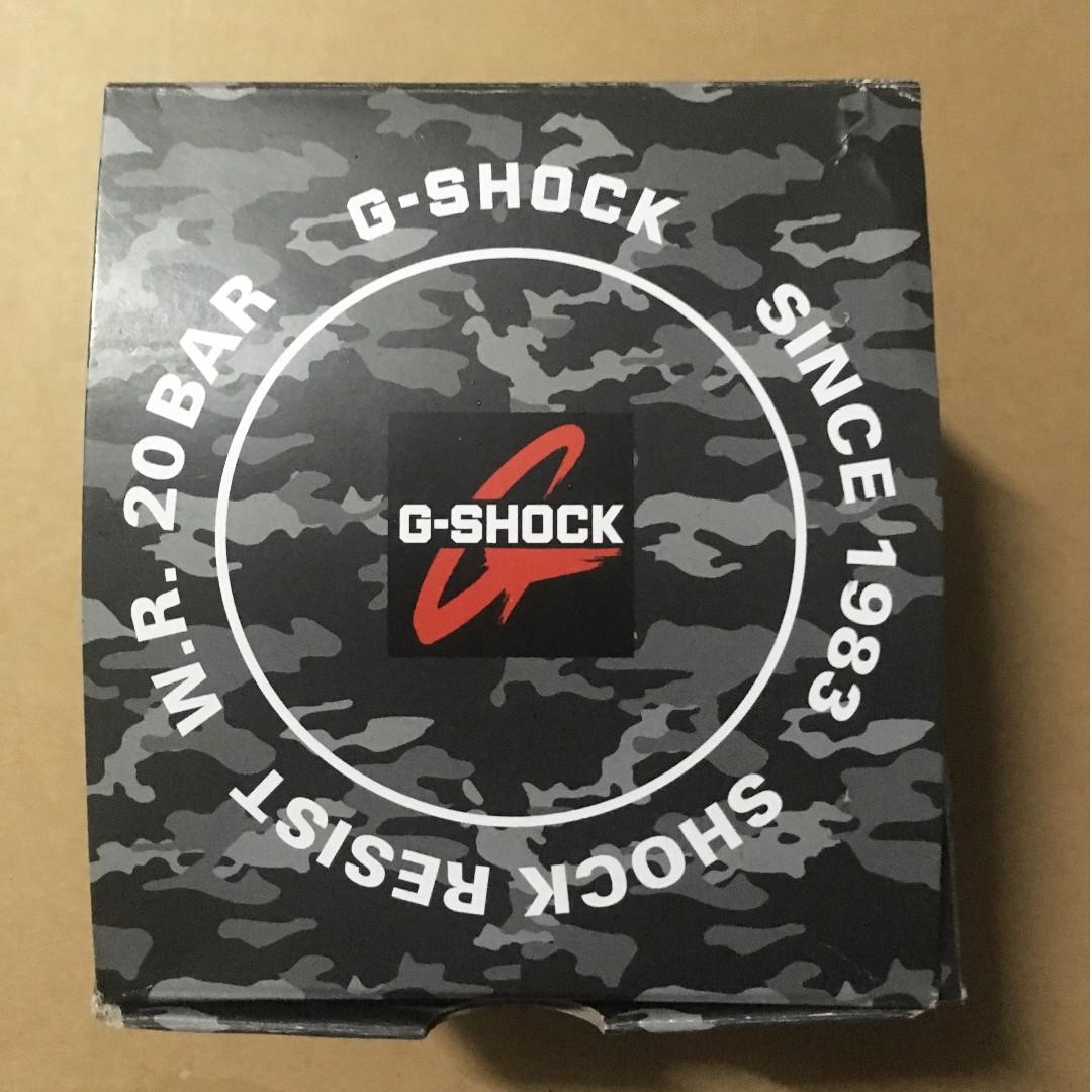 g shock wr20bar black and gold