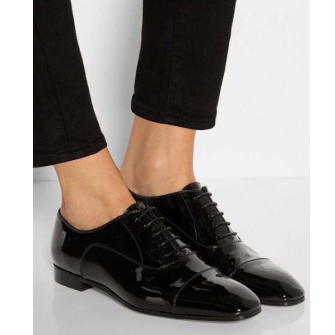 Black Masterpump patent-leather brogues 
