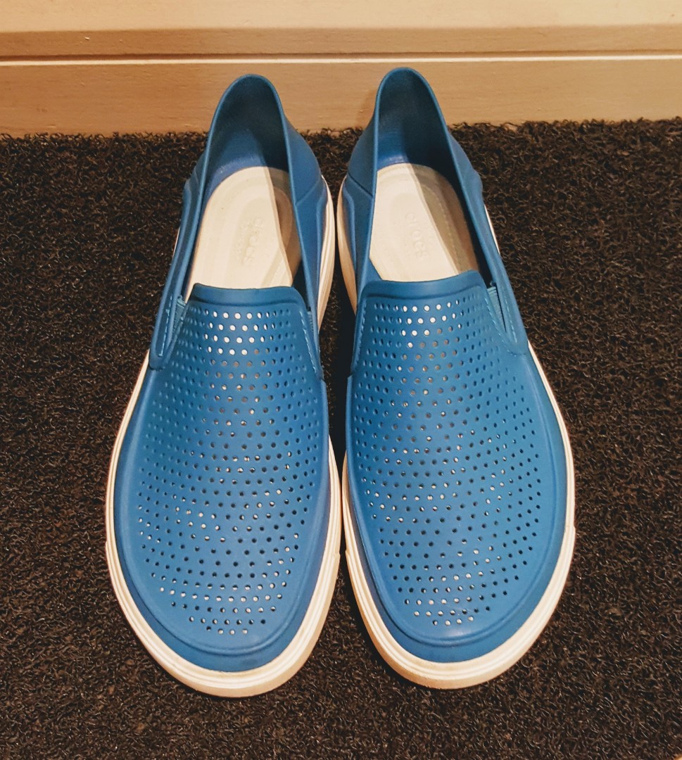 citilane roka slip on crocs