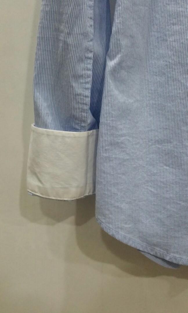 H&M blue and white stripe long sleeves (Category: Longsleeves) located in Manila. Submitted by missylex (Listing ID 213423349, Image 3). Description: H&M blue with white stripe long sleeves. Can fit medium built easily. My size is medium or small depends on the brand..
