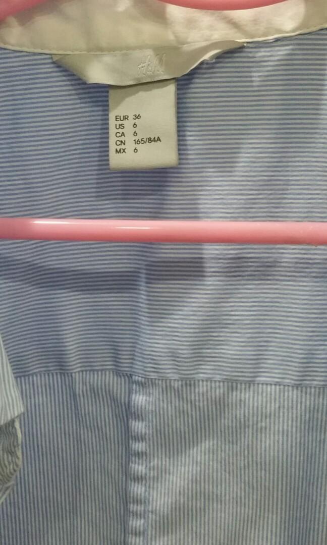 H&M blue and white stripe long sleeves (Category: Longsleeves) located in Manila. Submitted by missylex (Listing ID 213423349, Image 1). Description: H&M blue with white stripe long sleeves. Can fit medium built easily. My size is medium or small depends on the brand..