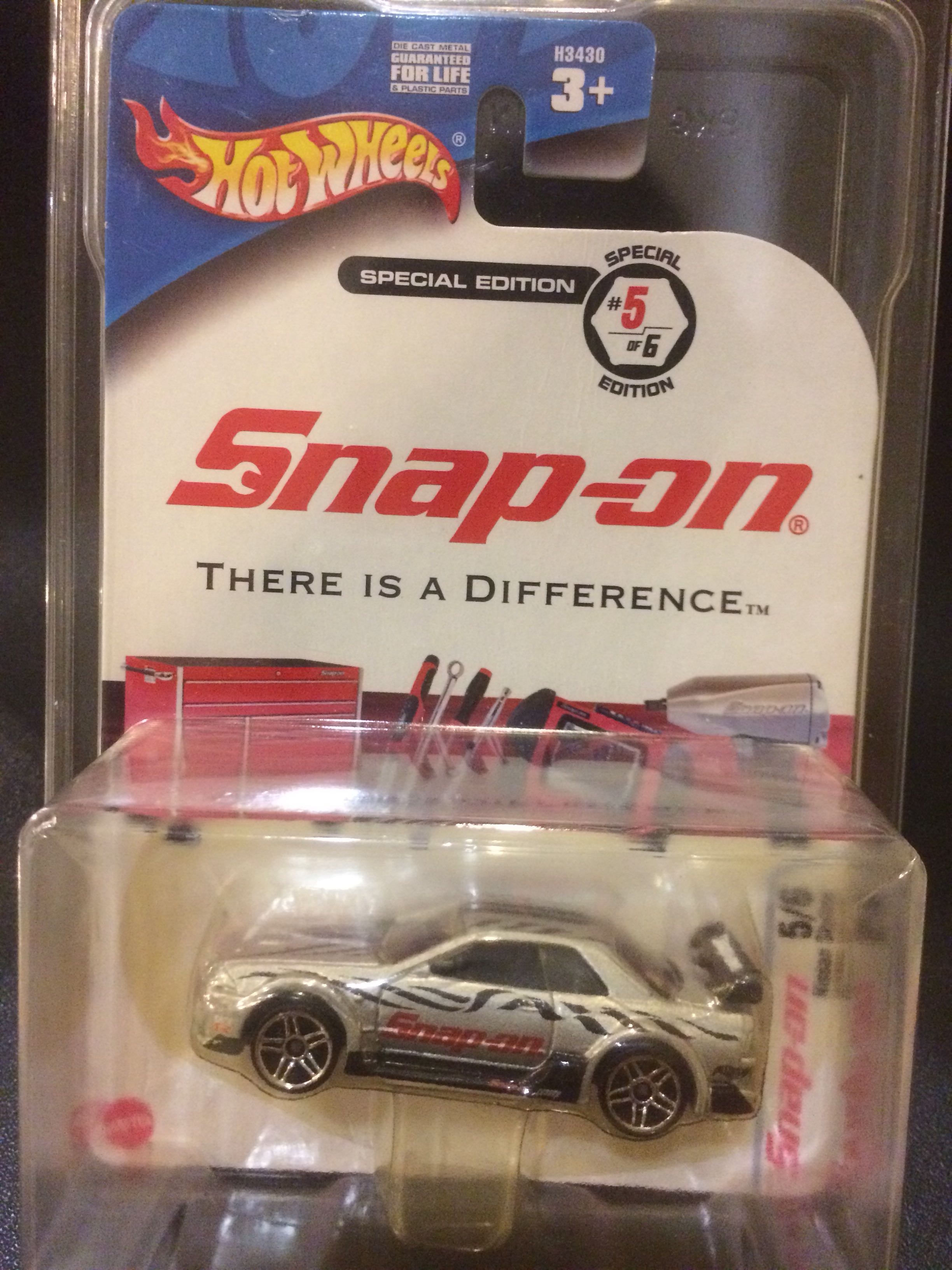 Hotwheels 2004 Nissan Skyline R32 snap on super rare Hobbies