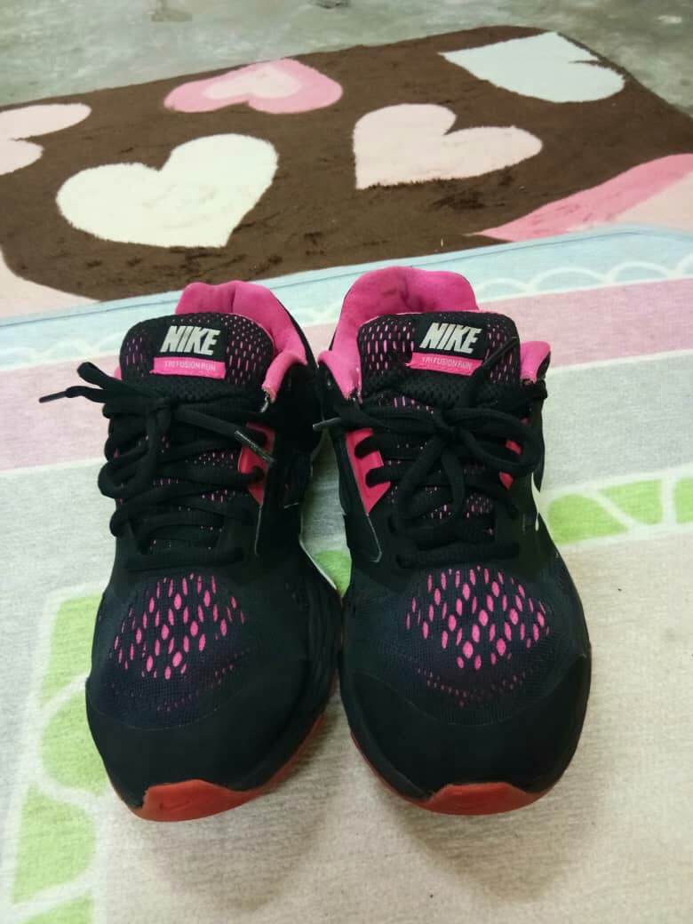 kasut nike pink