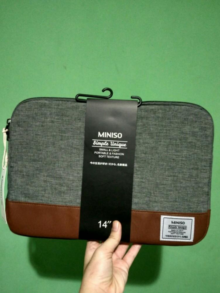Miniso laptop bag top