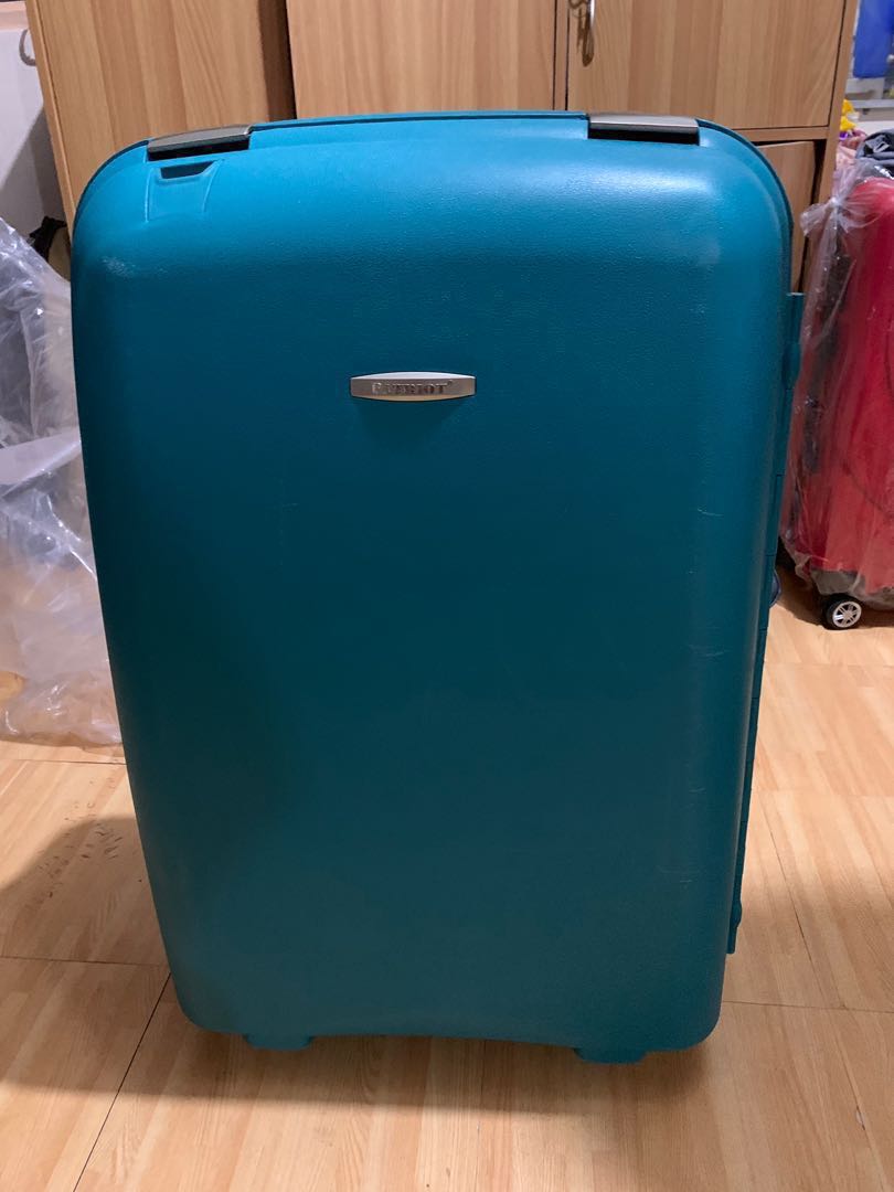 Patriot luggage clearance