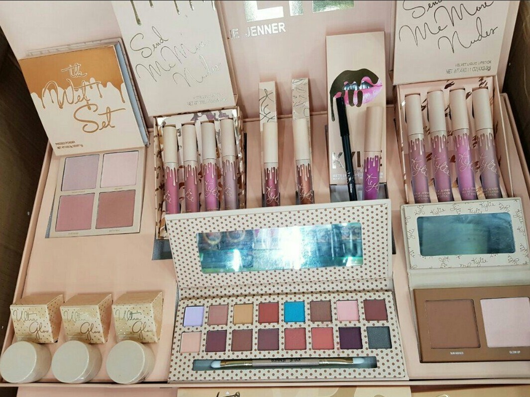 Preorder Makeup Set Kylie Limited Edition Health Beauty Makeup