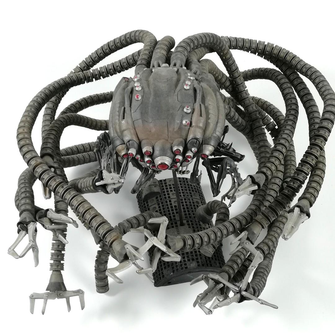 【未開封】マクファーレン マトリックス センチネル SENTINEL 未開封】The Matrix Sentinel Deluxe フィギュア 未開封】The Matrix